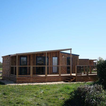 Le Village de Cottages - Le Pôle du Cheval et de l'Âne Lignières Exterior foto